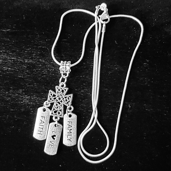 Faith Family Love 22" \ .925 Sterling Silver Neckl - Picture 2 of 3